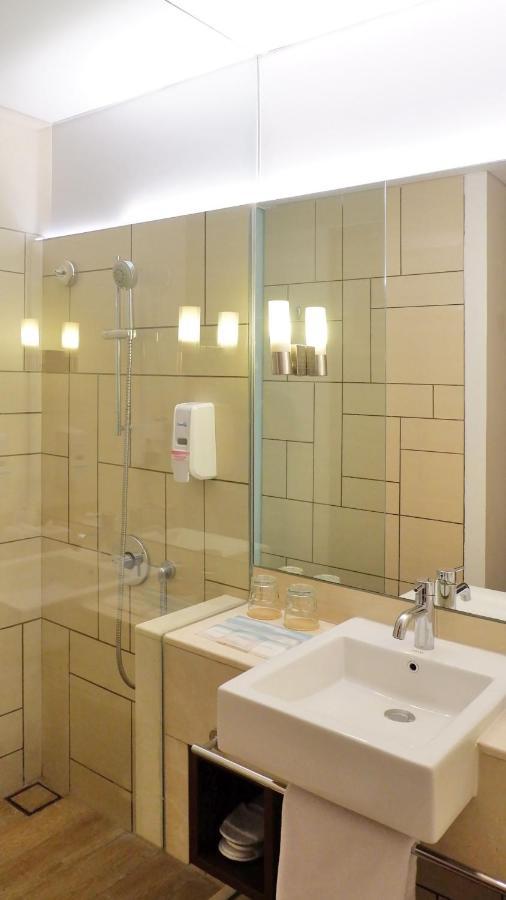 Express Pluit Citygate By Ihg Hotel