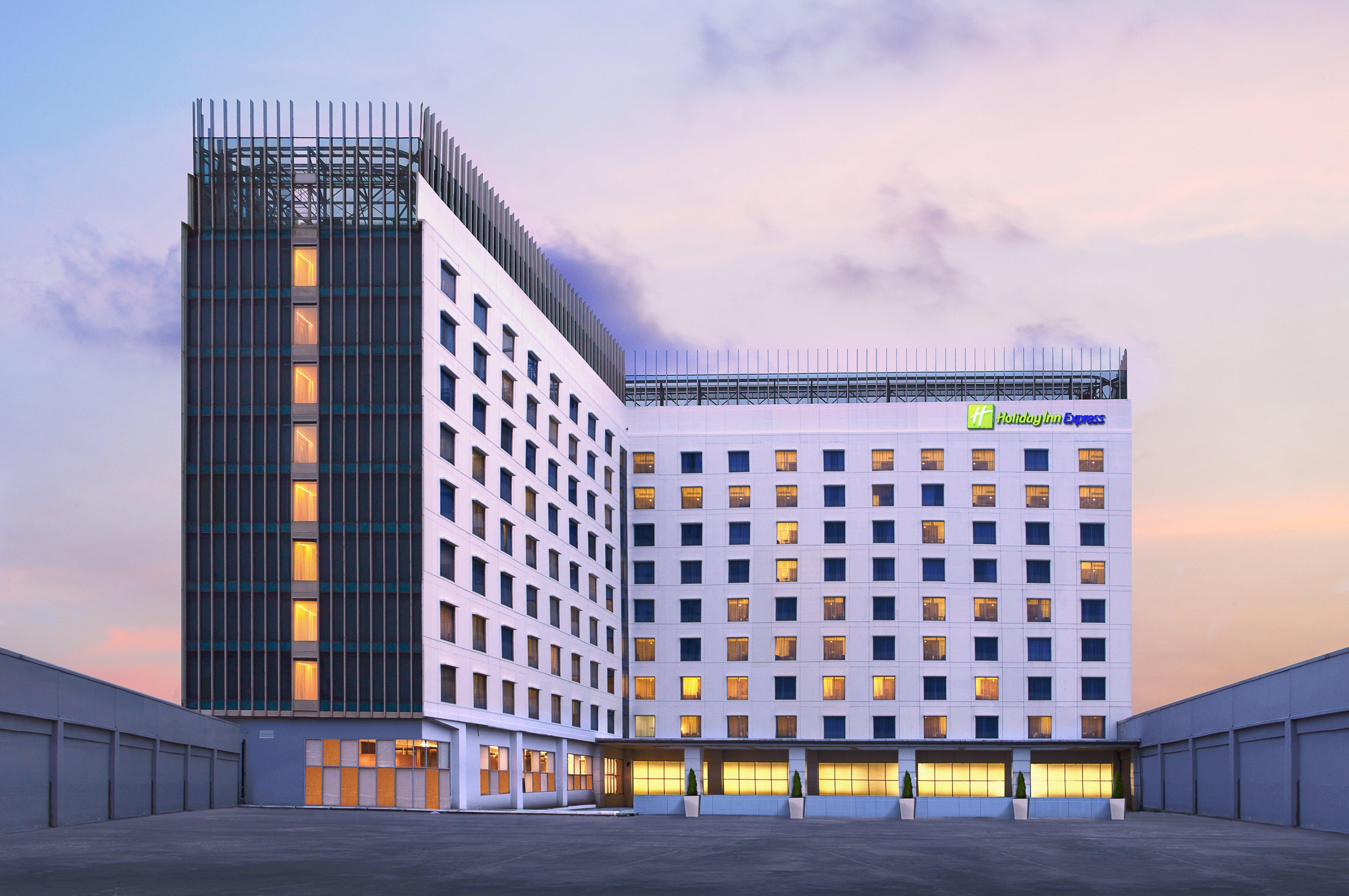 Express Pluit Citygate By Ihg