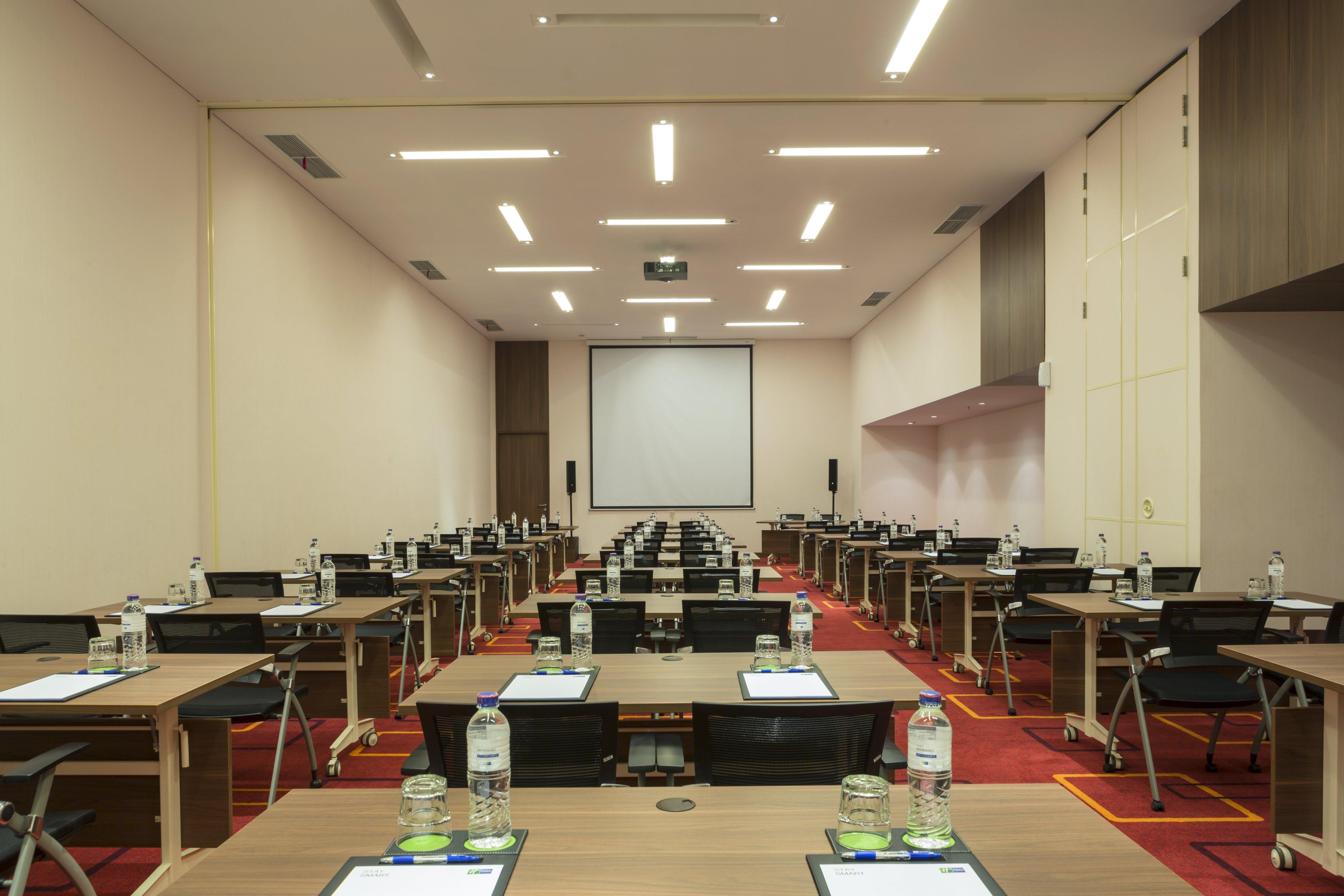 Express Pluit Citygate By Ihg