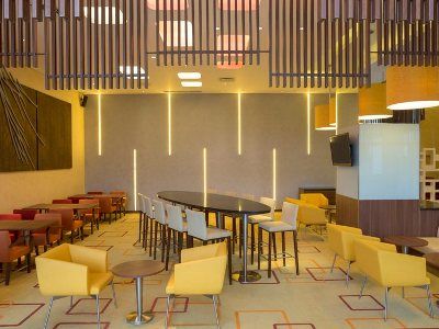 Express Pluit Citygate By Ihg Hotel