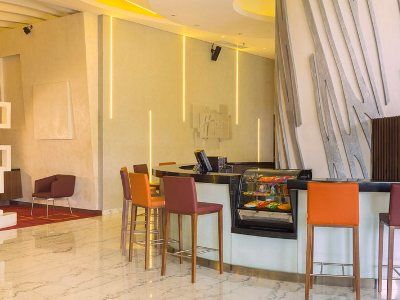 Hotel Express Pluit Citygate By Ihg 3*